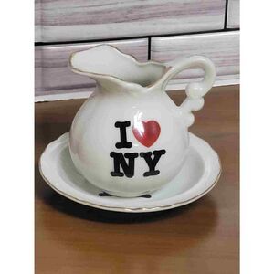 I love NY Pitcher and Saucer Set